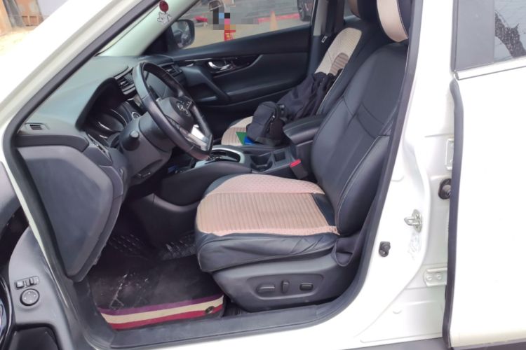 Used Nissan X-Trail 2019 2.0L CVT Smart Connect Comfort Edition 2WD Left Front Seat