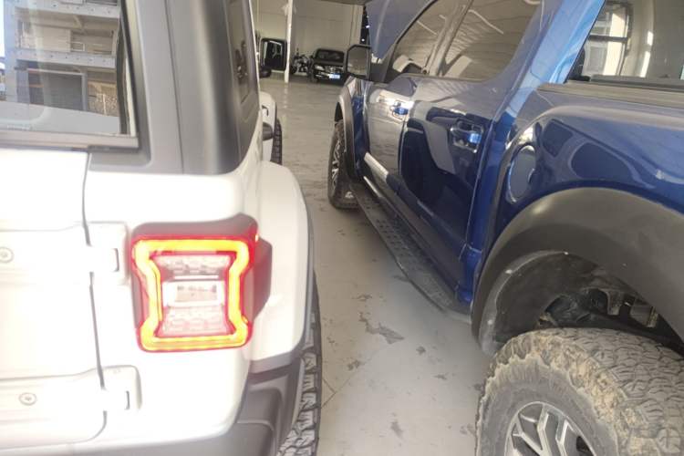 Used Jeep Wrangler New Energy 2021 Four-Door 2.0T 4xe Sahara
