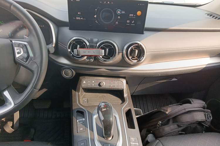 Used Wey VV6 2021 2.0T Two-Wheel Drive Smart Plus