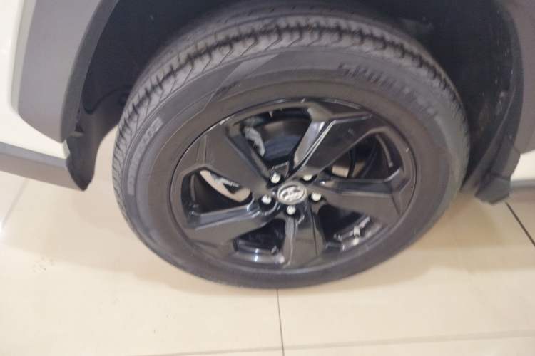 Used Toyota RAV4 2020 Dual-Engine 2.5L E-CVT 4x4 Elite PLUS Edition