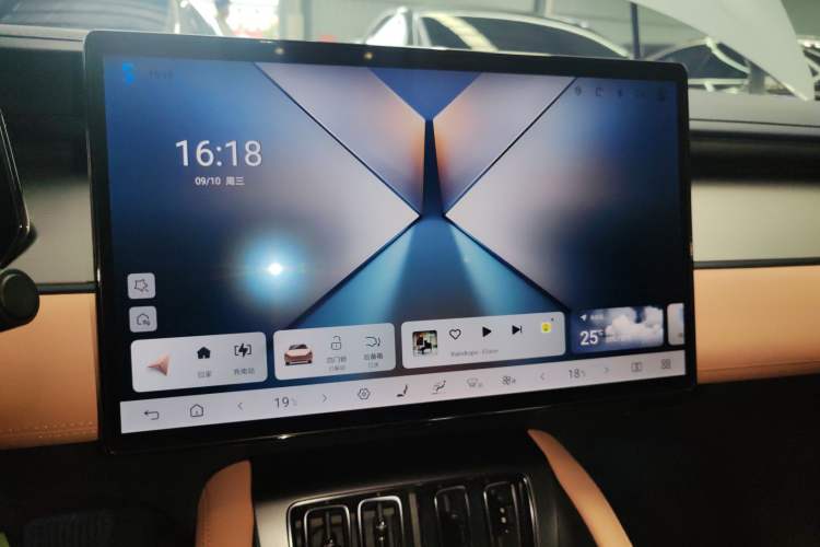 Used BYD Song L EV 2024 550km Beyond Edition
