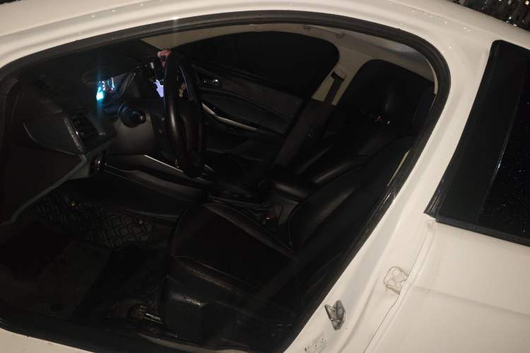 Used Ford Escort 2017 Happiness Edition 1.5L Automatic Fashion Version
