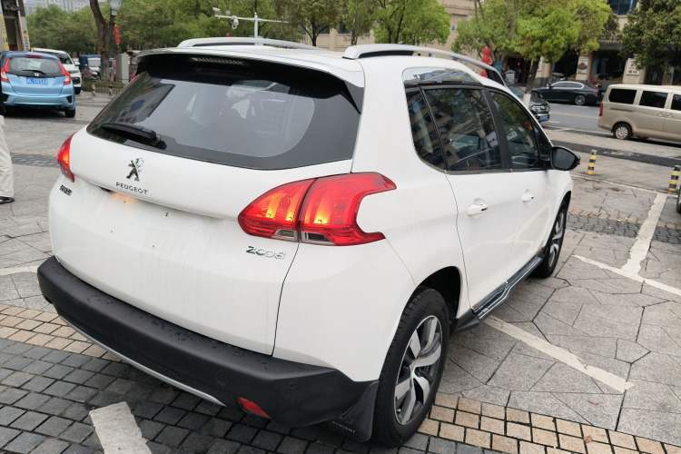 Used Peugeot 2008 2014 1.6L Automatic Navigation Edition Rear Right 45 Deg