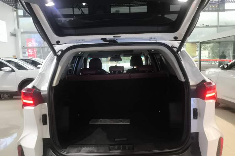 Used JETOUR X70 2024 1.5T DCT Glory PRO 5-Seater