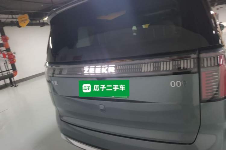 Used Zeekr 009 2024 7-Seater Aisle Version 108 kWh Rear