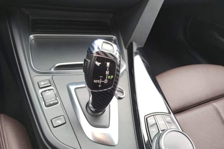 Used BMW 3 Series 2019 320Li Fashion Model Gear Lever