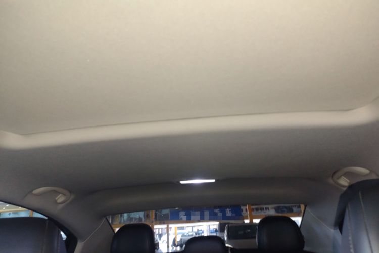 Used Roewe i5 2019 20T Automatic 4G Connected Supercharged Flagship Edition