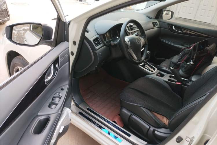 Used Nissan Tiida 2019 1.6L CVT Smart Enjoyment Version China VI Standard