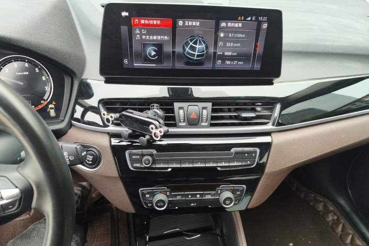 Used BMW X1 2021 sDrive20Li Premium Edition Audio And AC Panel