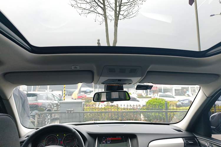 Used BMW X3 2016 sDrive20i Headliner