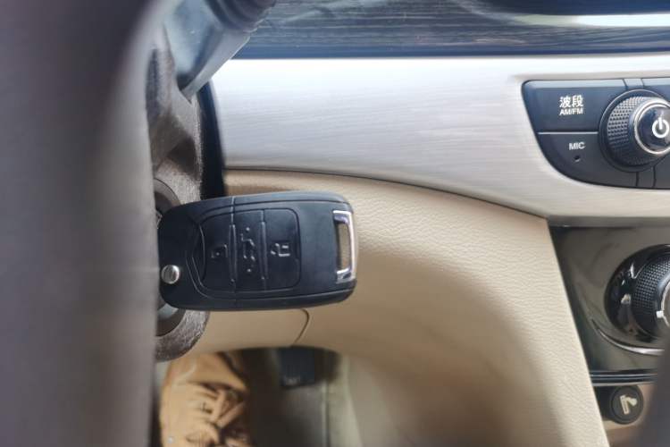 Used Baojun 730 2016 1.5L Manual Comfort Version 7 Seats China V Emission Standard
