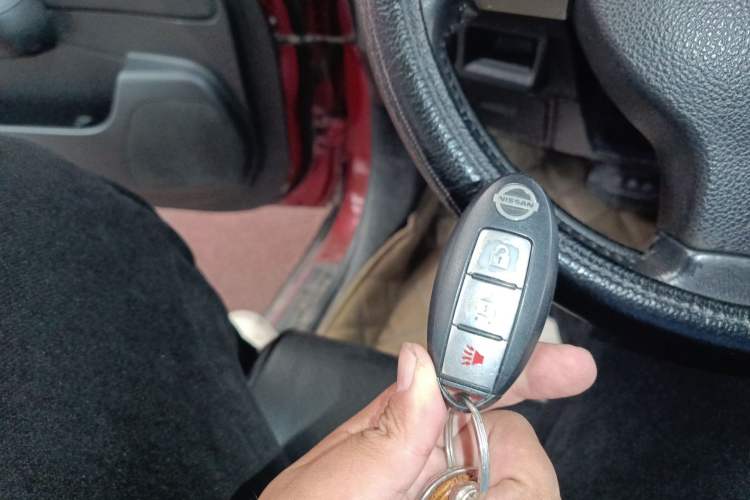 Used Nissan Tiida 2006 1.6 GE AT Vehicle Key