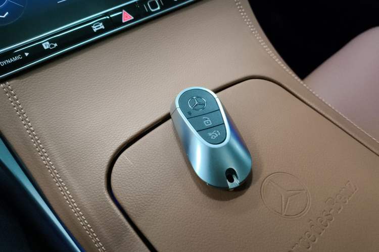 Used Mercedes-Benz GLC 2024 GLC 260 L 4MATIC Luxury Model 5 Seats