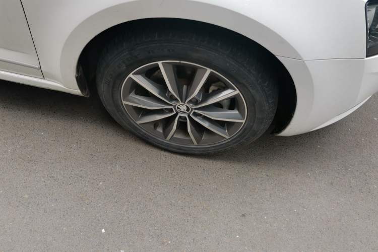 Used Skoda Octavia 2018 1.6L Automatic Comfort Edition