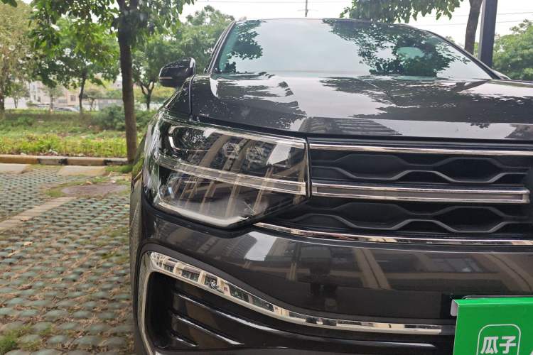 Used Volkswagen Tharu 2024 300TSI Two-Wheel-Drive Full Moon Edition