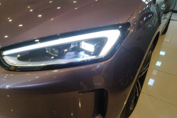 Used Hima AITO M5 2025 Extended-Range Ultra All-Wheel-Drive Version
