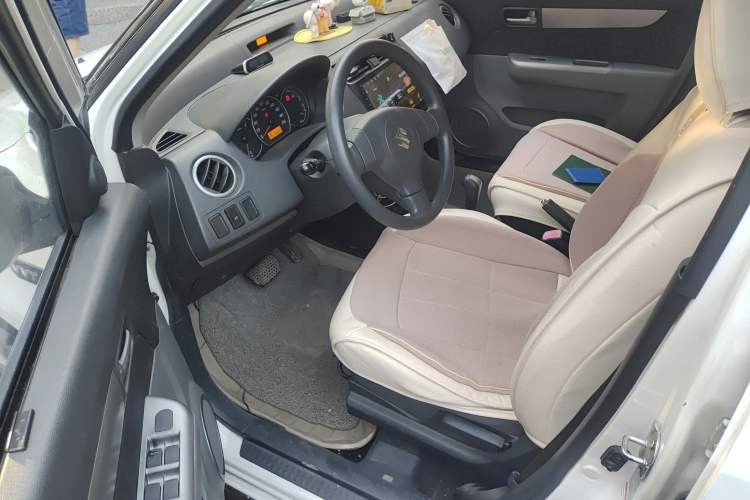 Used Suzuki Swift 2013 1.5L Automatic Standard Edition