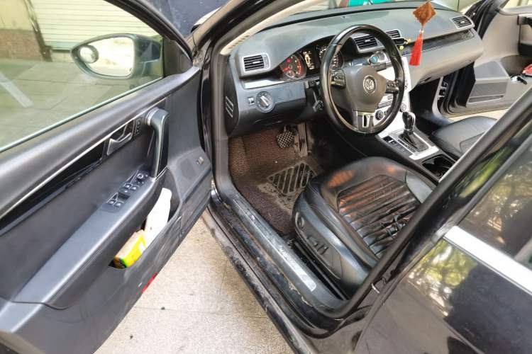 Used Volkswagen Magotan 2013 1.8TSI Luxury Model Driver Seat