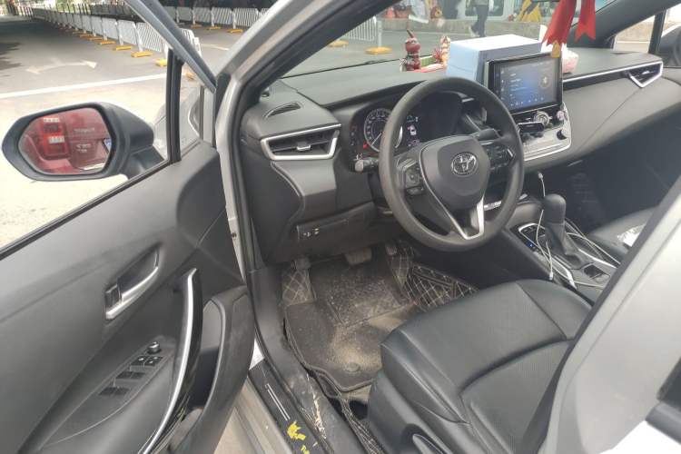 Used Toyota Levin 2021 185T CVT Luxury Edition Driver Seat