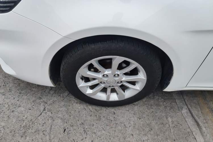 Used Soueast A5 Wing Dance 2019 1.5L CVT Wingzun Edition China VI compliant Left Front Wheel Hub