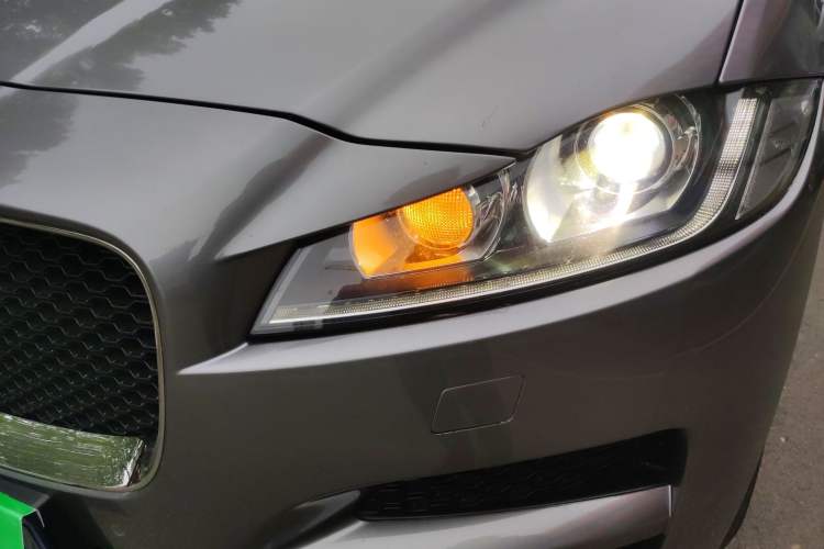 Used Jaguar F-PACE 2020 2.0T Urban Deluxe Edition Left Front Headlight