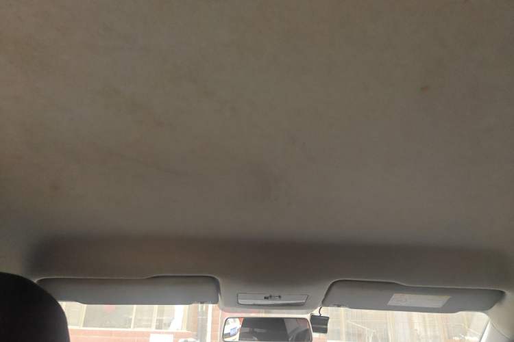 Used Volkswagen Santana 2015 1.6L Manual Fashion Edition Headliner