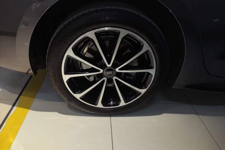 Used Audi A5L 2026 2.0T Sport Plus
