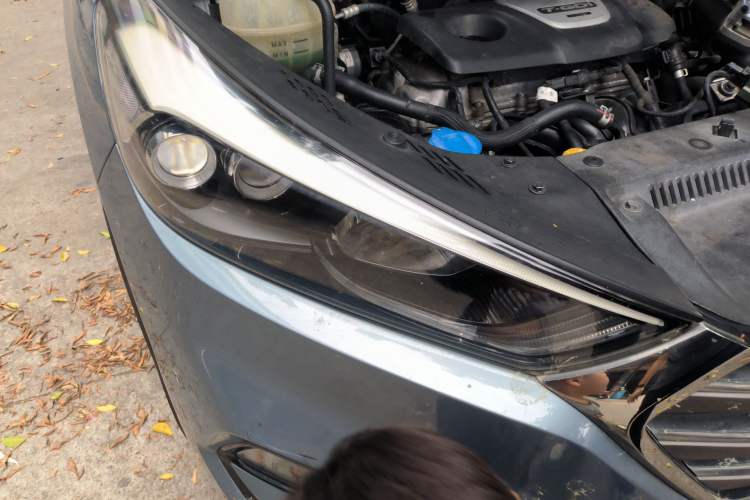 Used Hyundai Tucson 2015 1.6T Dual-Clutch Four-Wheel Drive Flagship Model
