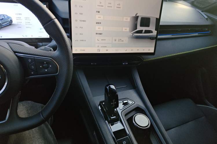 Used Lynk & Co 03 2025 1.5TD DCT Champion Edition Pro
