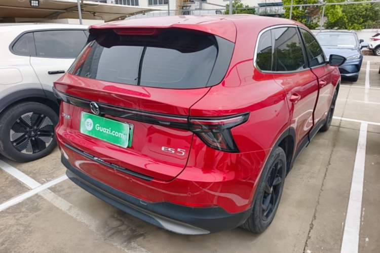 Used MG ES5 2025 425 Pro Rear-Drive Version Rear Right 45 Deg