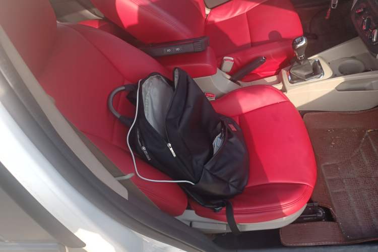 Used Dongfeng Aeolus A30 2014 1.5L Manual Smart Drive Smart Edition
