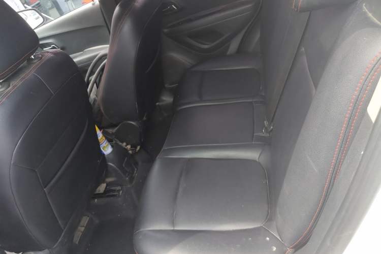 Used Chevrolet Trax 2014 1.4T Automatic Two-Wheel Drive Comfort Version Left Rear Seat