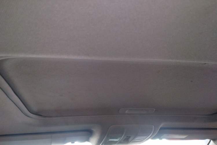 Used Mazda 3 Axela 2017 Sedan 1.5L Automatic Luxury Model Emission Standard China V Headliner