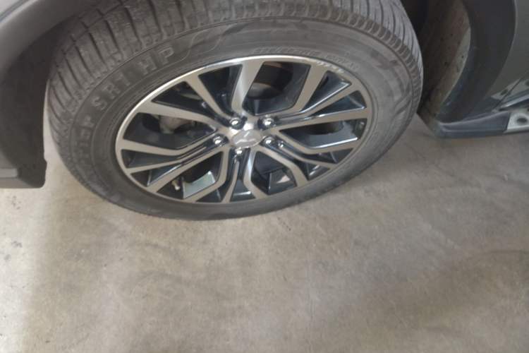 Used Mitsubishi Outlander 2016 2.4L 4x4 Elite Edition 5 Seats Exterior 4