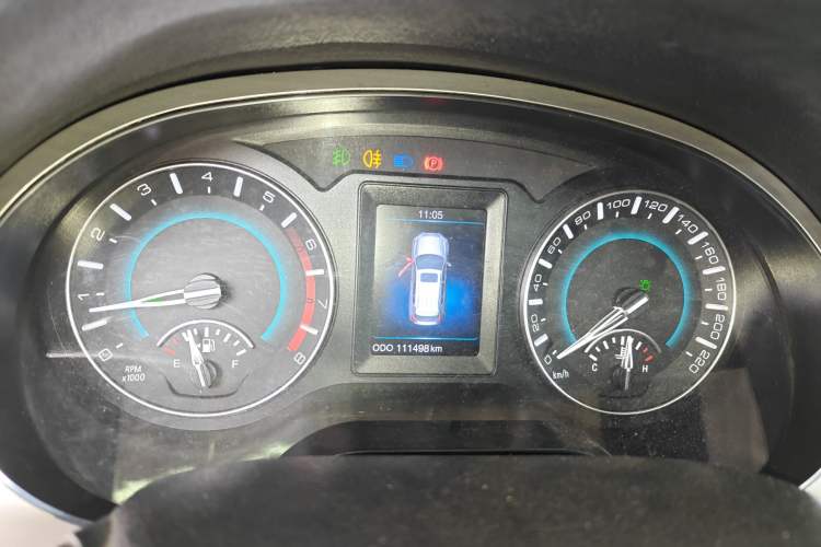 Used Haval H2 2016 Red Label 1.5T Manual Two-Wheel Drive Elite Model Instrument Cluster