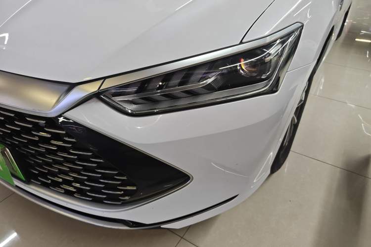 Used BYD Qin PLUS 2024 HONOR Edition DM-i 55KM Leading Model
