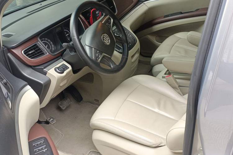 Used Buick GL8 2018 28T Luxury Model China VI Standard Left Front Seat