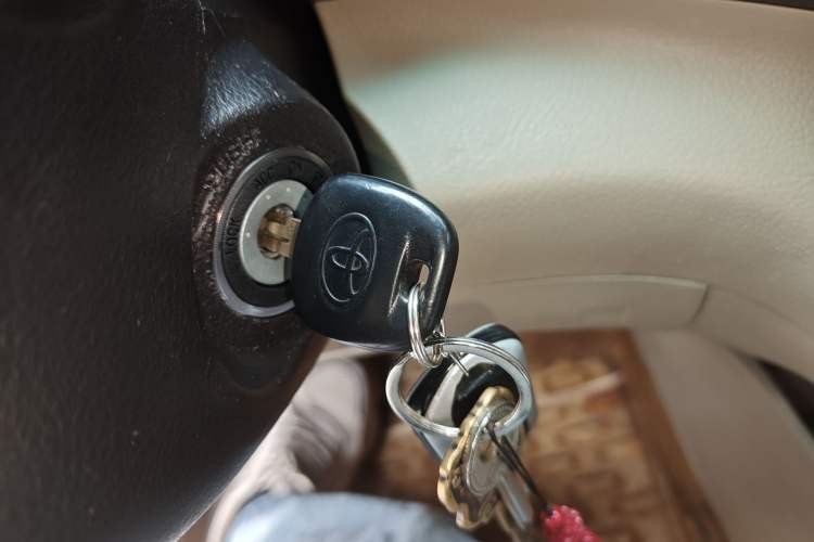 Used Toyota Highlander 2012 2.7L Two-Wheel Drive 7-Seater Elite Edition