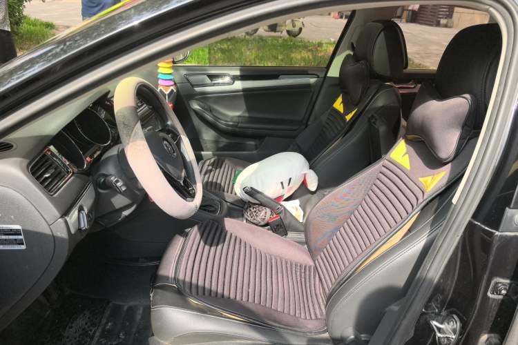 Used Volkswagen Sagitar 2015 230TSI Automatic Comfort Version