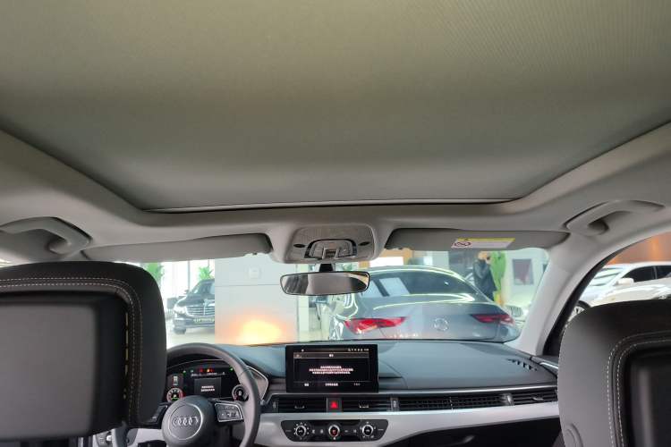 Used Audi A4L 2020 40 TFSI Fashionable and Elegant Model