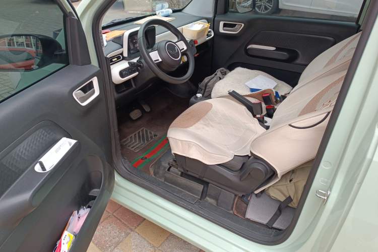 Used Wuling Hongguang MINIEV 2024 3rd Generation 215km Youth Edition