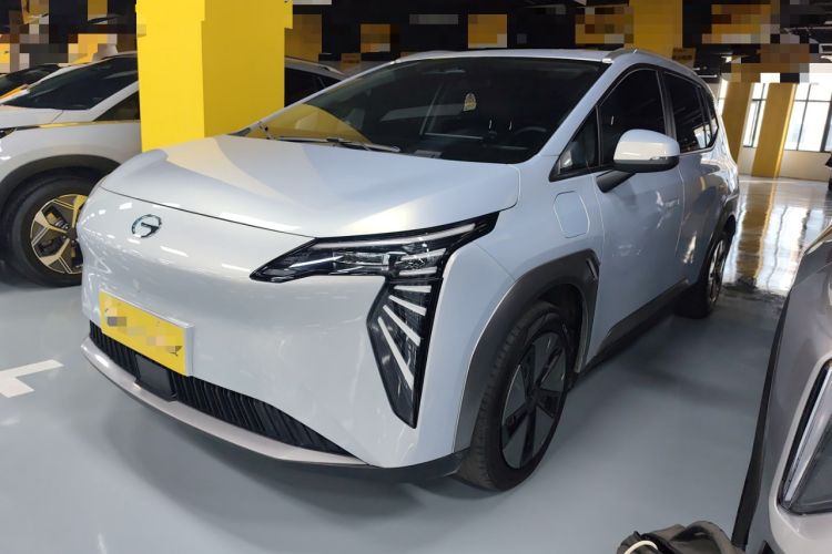 Used AION Y 2024 Younger