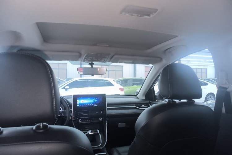 Used Haval M6 2021 PLUS 1.5T DCT Luxury Smart Connectivity Model Headliner