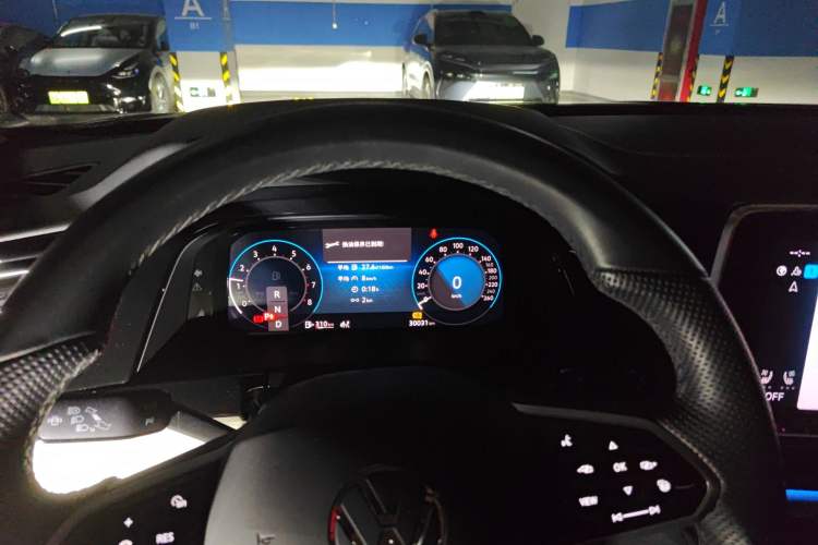 Used Volkswagen Teramont 2023 380TSI Four-Wheel Drive Prestige Flagship Edition Instrument Cluster