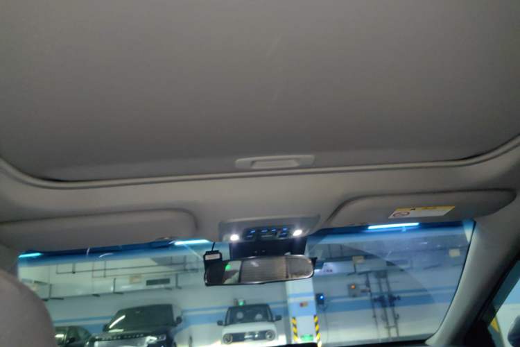 Used Toyota Camry 2021 2.0G Luxury Edition Headliner