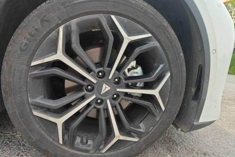 Used Deepal L07 2024 230Max Qiankun Intelligent Driving ADS SE Range-Extended Version