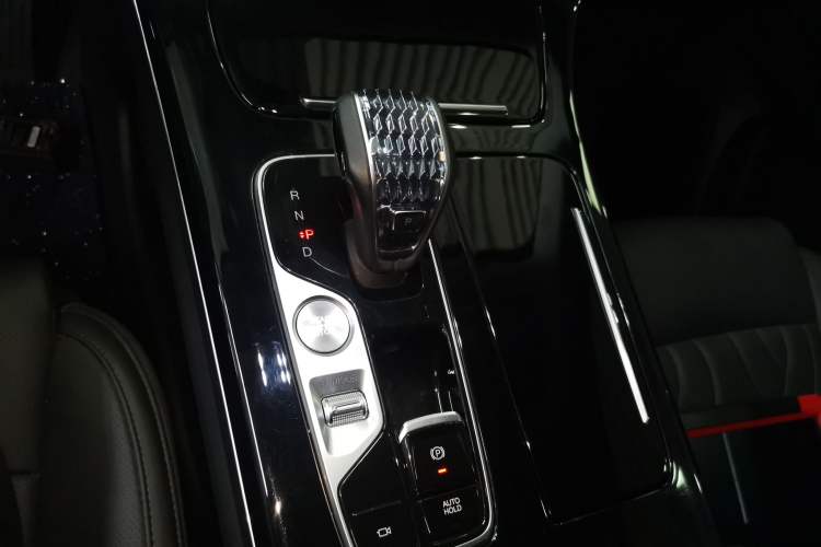 Used GAC Trumpchi M8 2024 Master Series 400T Ultimate Edition Gear Lever