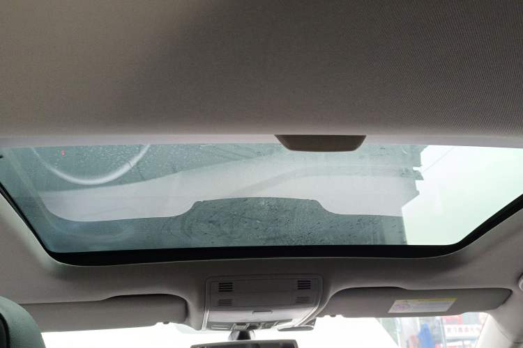 Used Volkswagen Golf 2015 1.4TSI Automatic Luxury Model
