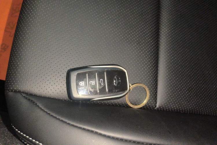 Used Toyota Avalon 2024 2.0L Ambition Edition
