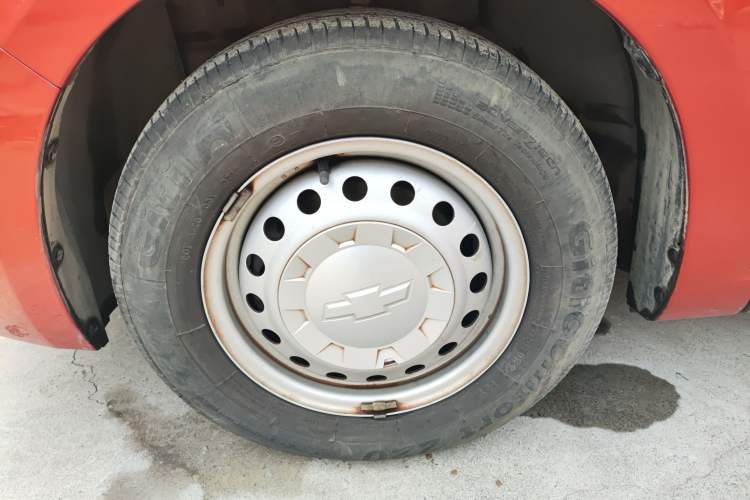 Used Chevrolet Sail 2013 Sedan 1.2L Manual Fashionable Happiness Edition